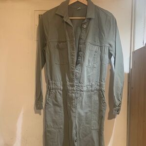 Old Navy Sage Green Shirt